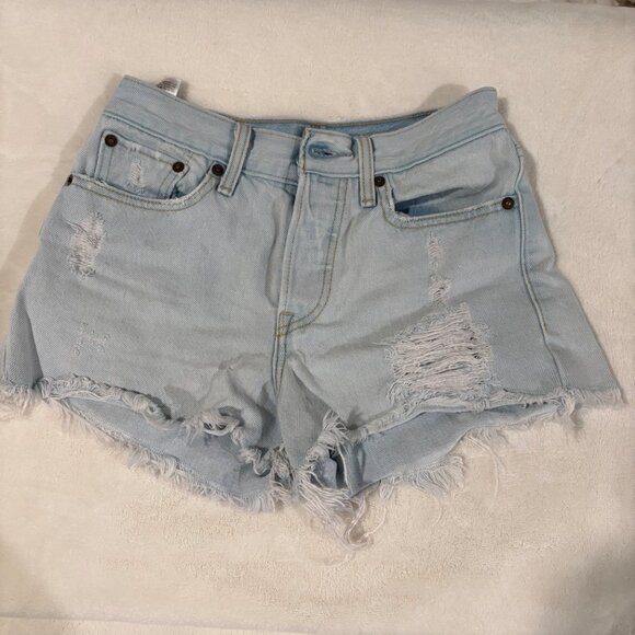 Levi's 501 Light Blue Frayed Denim Shorts light wash size 24 - Picture 2 of 3